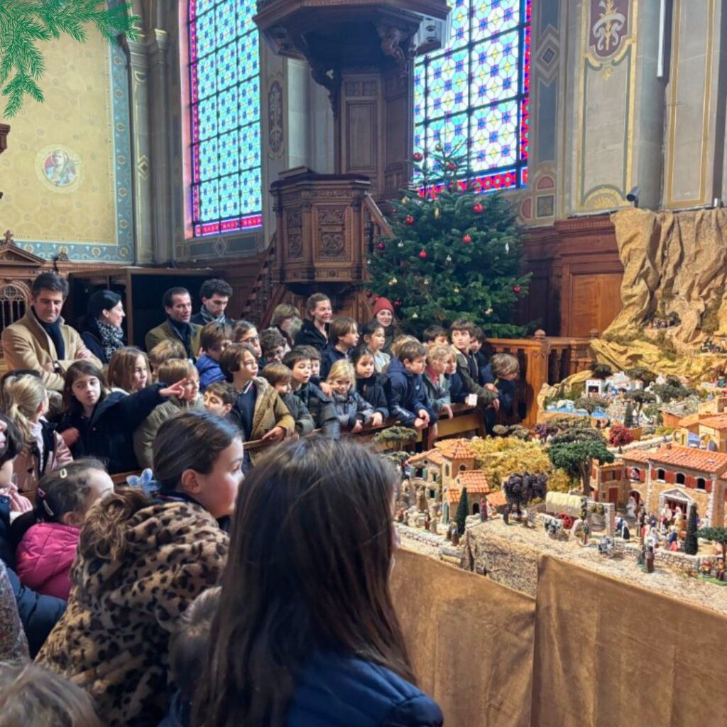 La crèche aux 1000 santons !