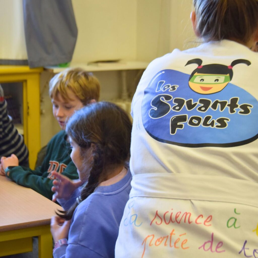 Atelier volcans les savants fous